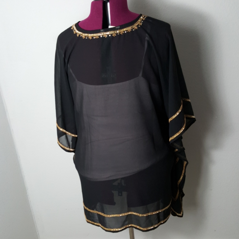 Gorgeous black sheer top with gold beading size 2x - Picture 2 of 6